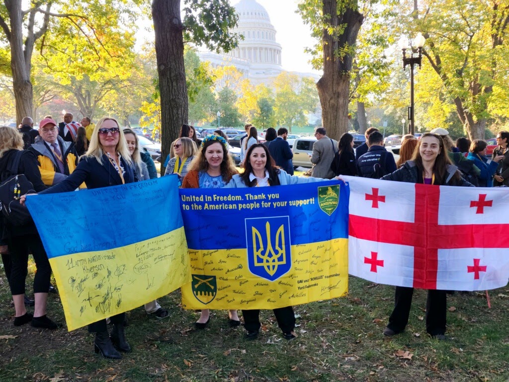 Support Ukraine Above Politics